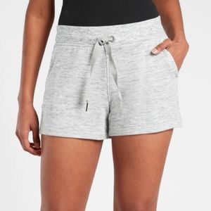 NWT Athleta Balance Shortie 4” Marl Grey Heather